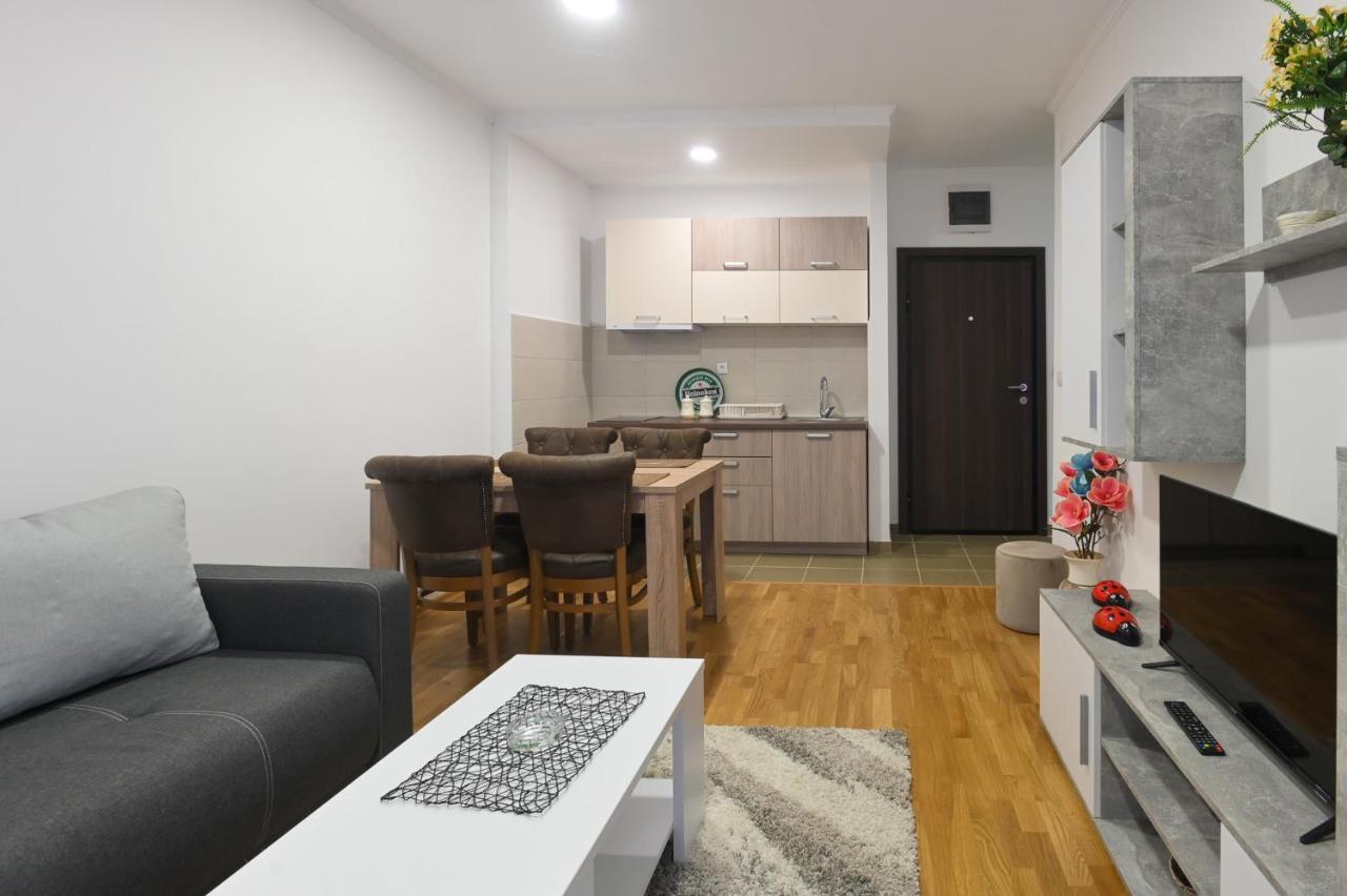 Apartment White Bear *