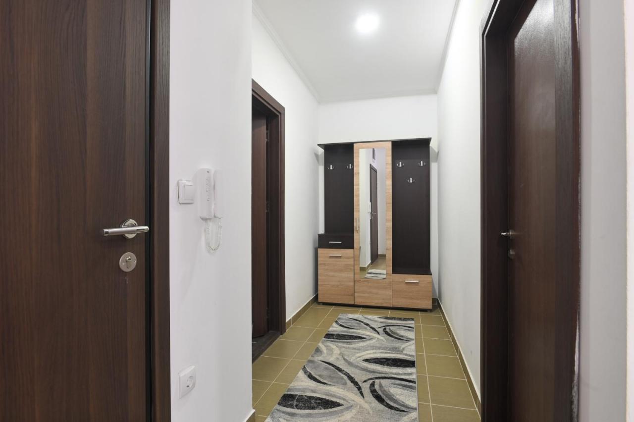White Bear Apartment